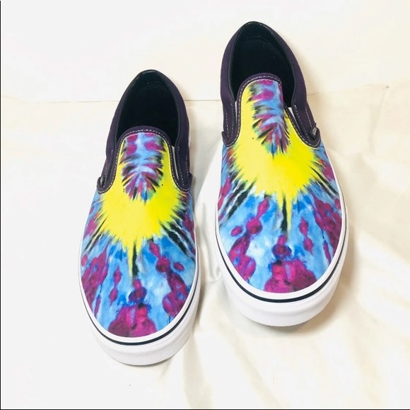 NWB! Tie Dye Vans Classic Slip-On - Picture 2 of 8